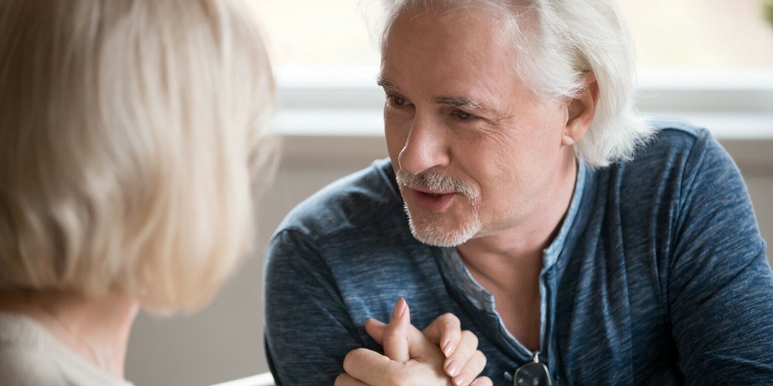 couple retraité intimité mariepauledessaint À la retraite, se parler et laisser la place à l'intimité, la tendresse et l'écoute sans jugement cimentent le couple