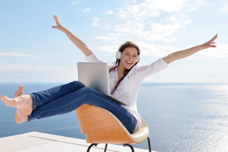 Être actif intellectuellement, rire et faire de l’exercice allonge l’espérance de vie Comment allonger votre espérance de vie et même guérir de maladies graves. Rire, faire desexercices physiques et intellectuels, être bien entouré, vouloir aider...