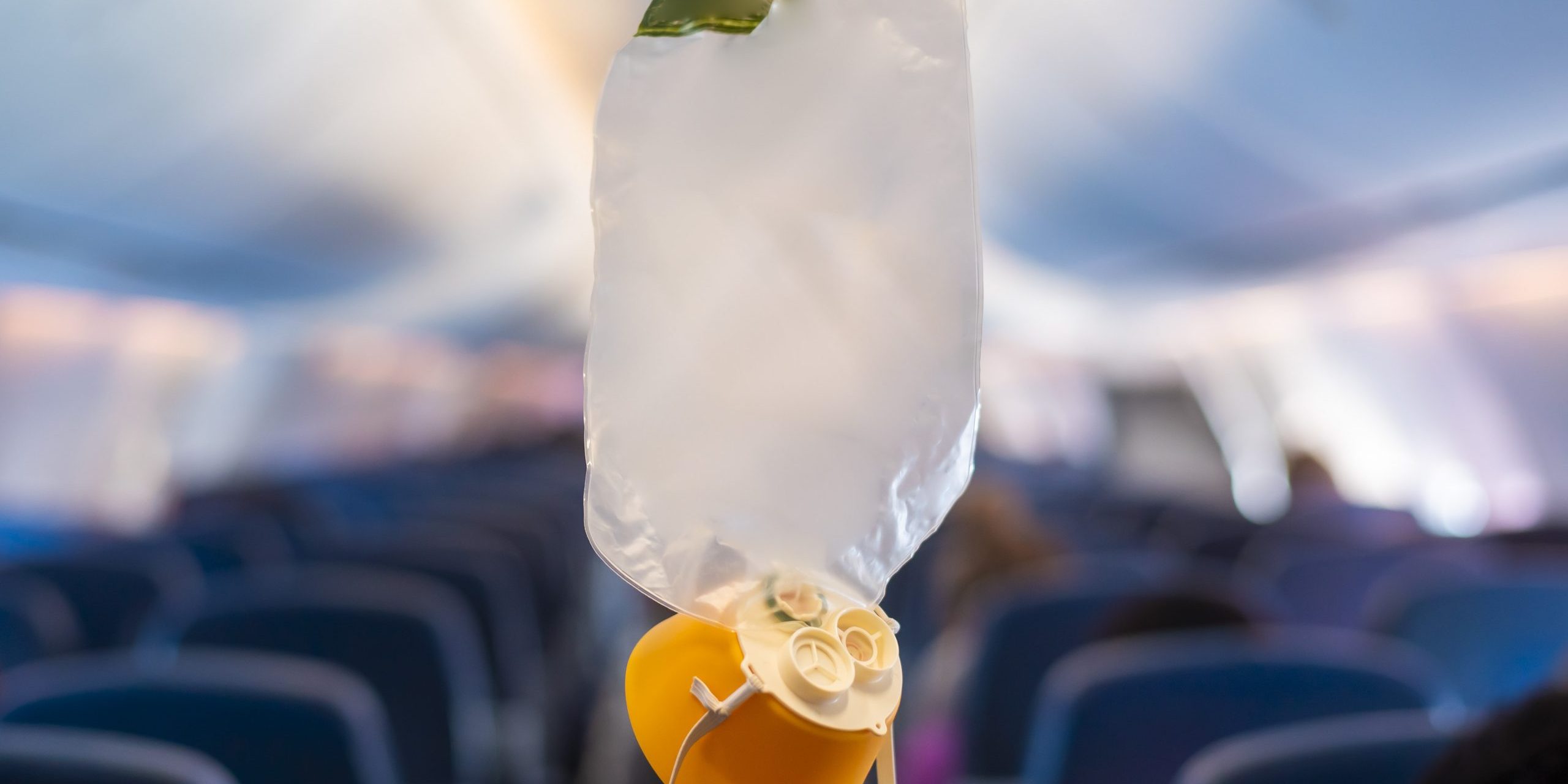 Prendre soin de soi en priorité pour pouvoir prendre soin des autres. Votre bien-être profitera aux autres. Aider et protéger